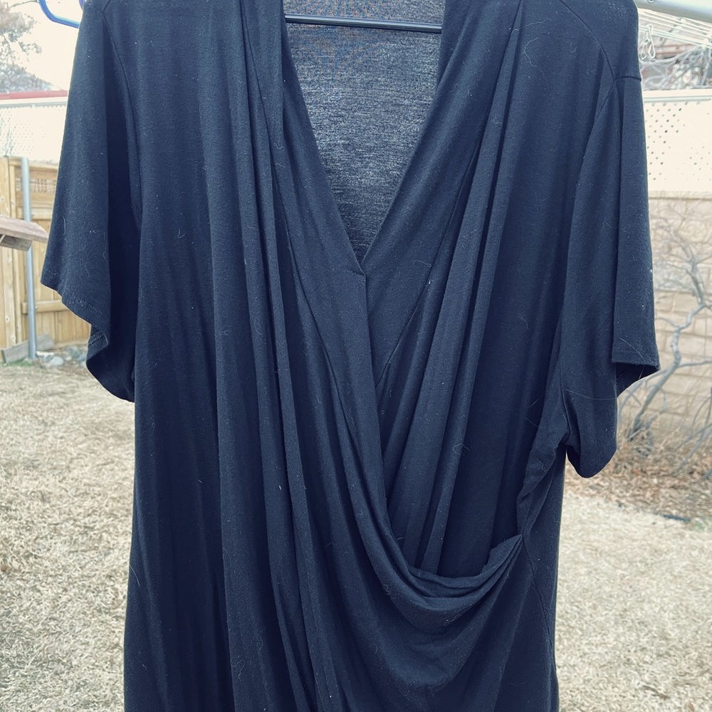 Apt. 9 long flowing shirt. Jet black.